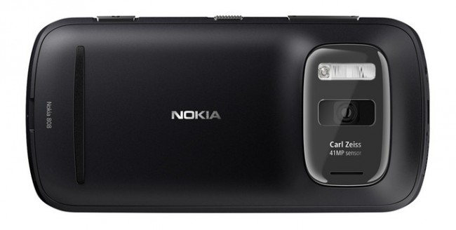 В новых флагманах Nokia будет оптика Carl-Zeiss